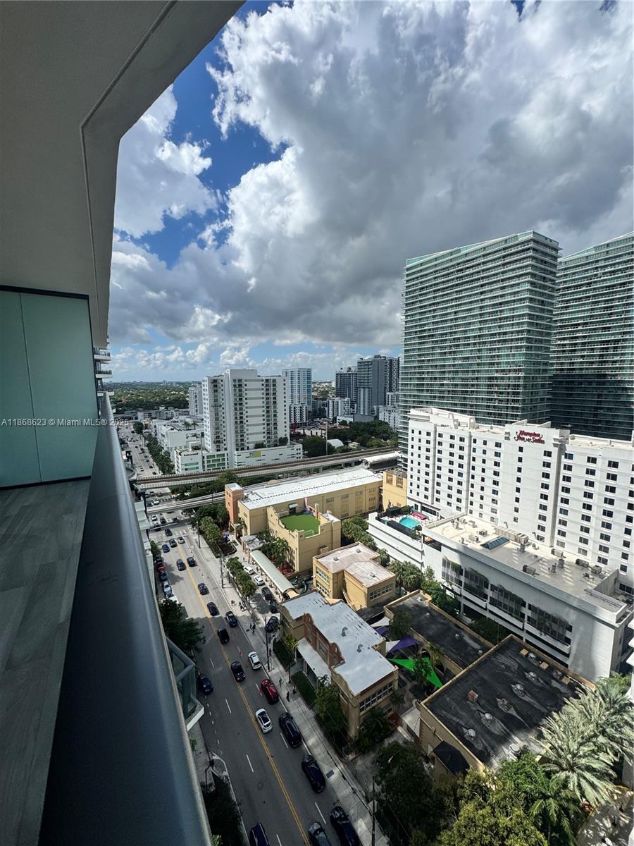 1300 S Miami Ave #1811, Miami FL 33130