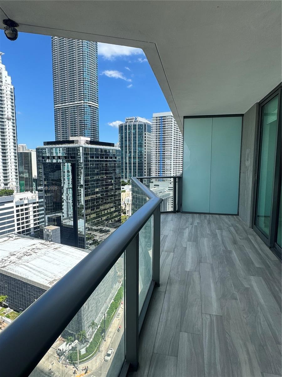 1300 S Miami Ave #1811, Miami FL 33130