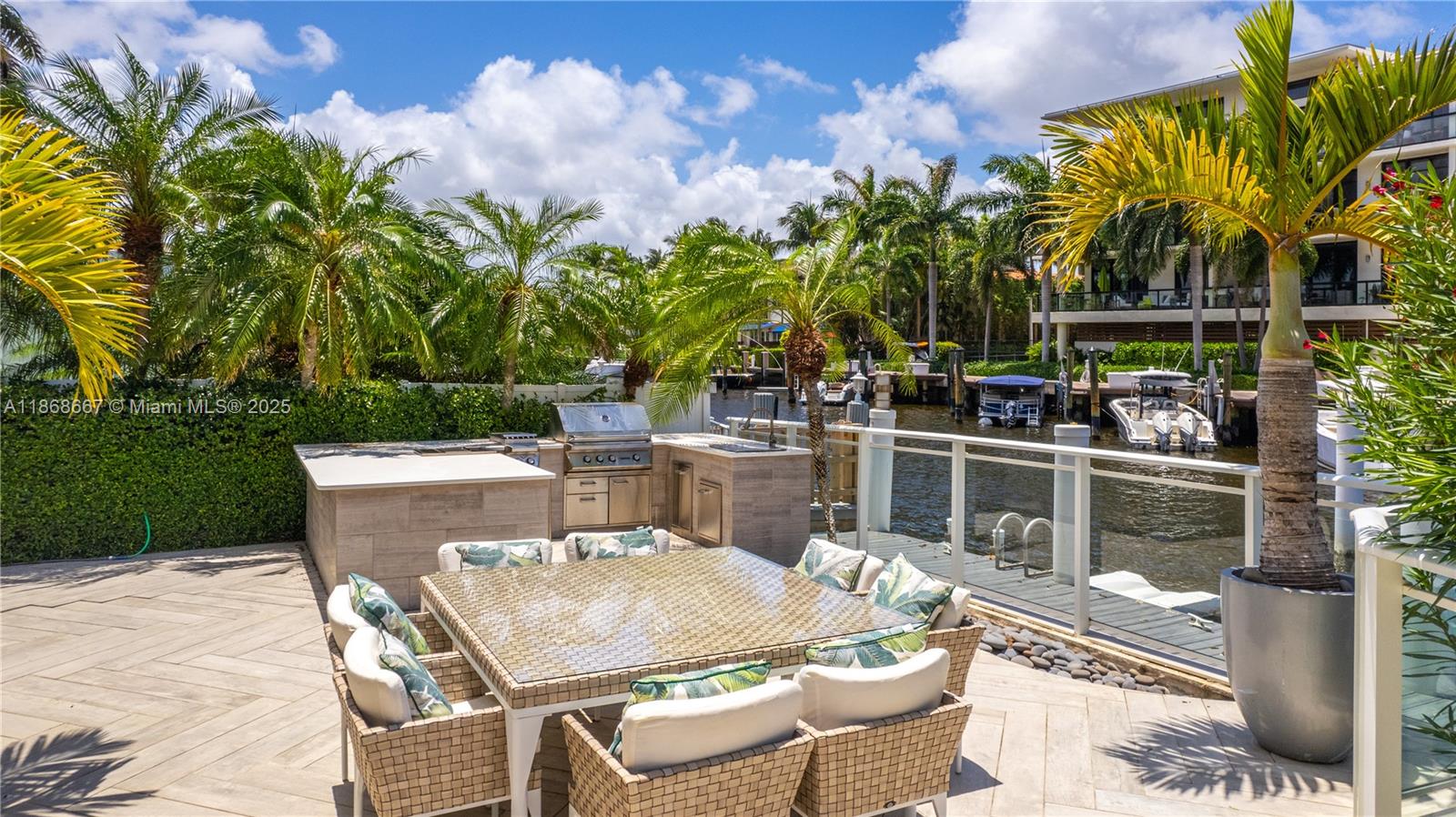 1319 Seminole Dr, Fort Lauderdale FL 33304