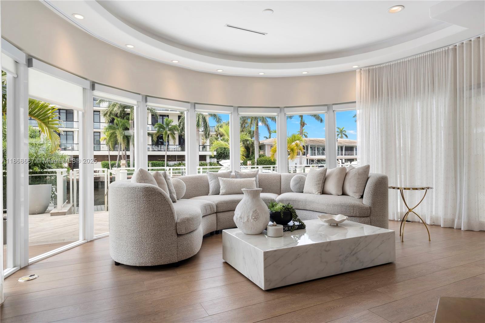 1319 Seminole Dr, Fort Lauderdale FL 33304