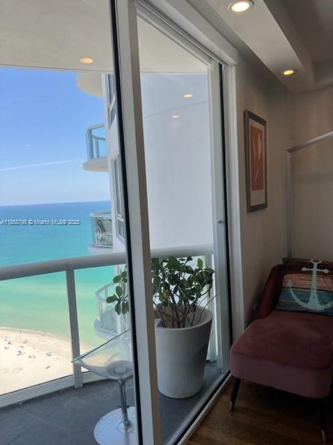 6365 Collins Avenue #2811, Miami Beach FL 33142