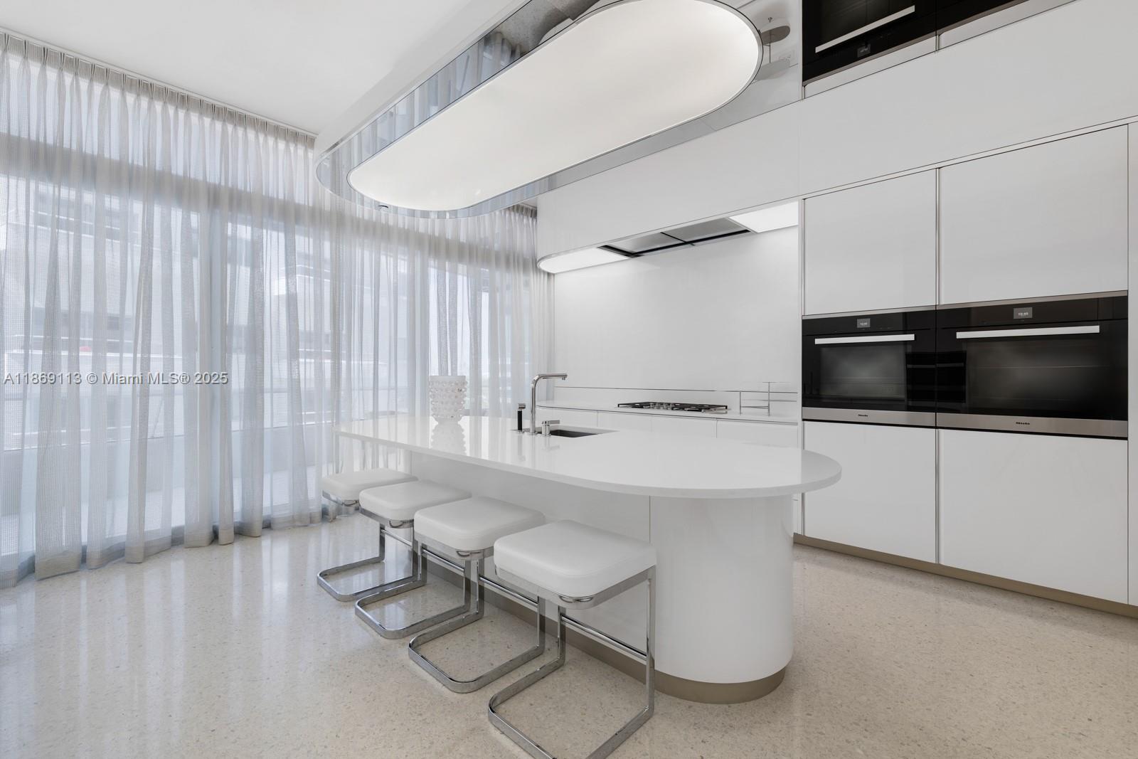 3315 Collins Ave #10B, Miami Beach FL 33140