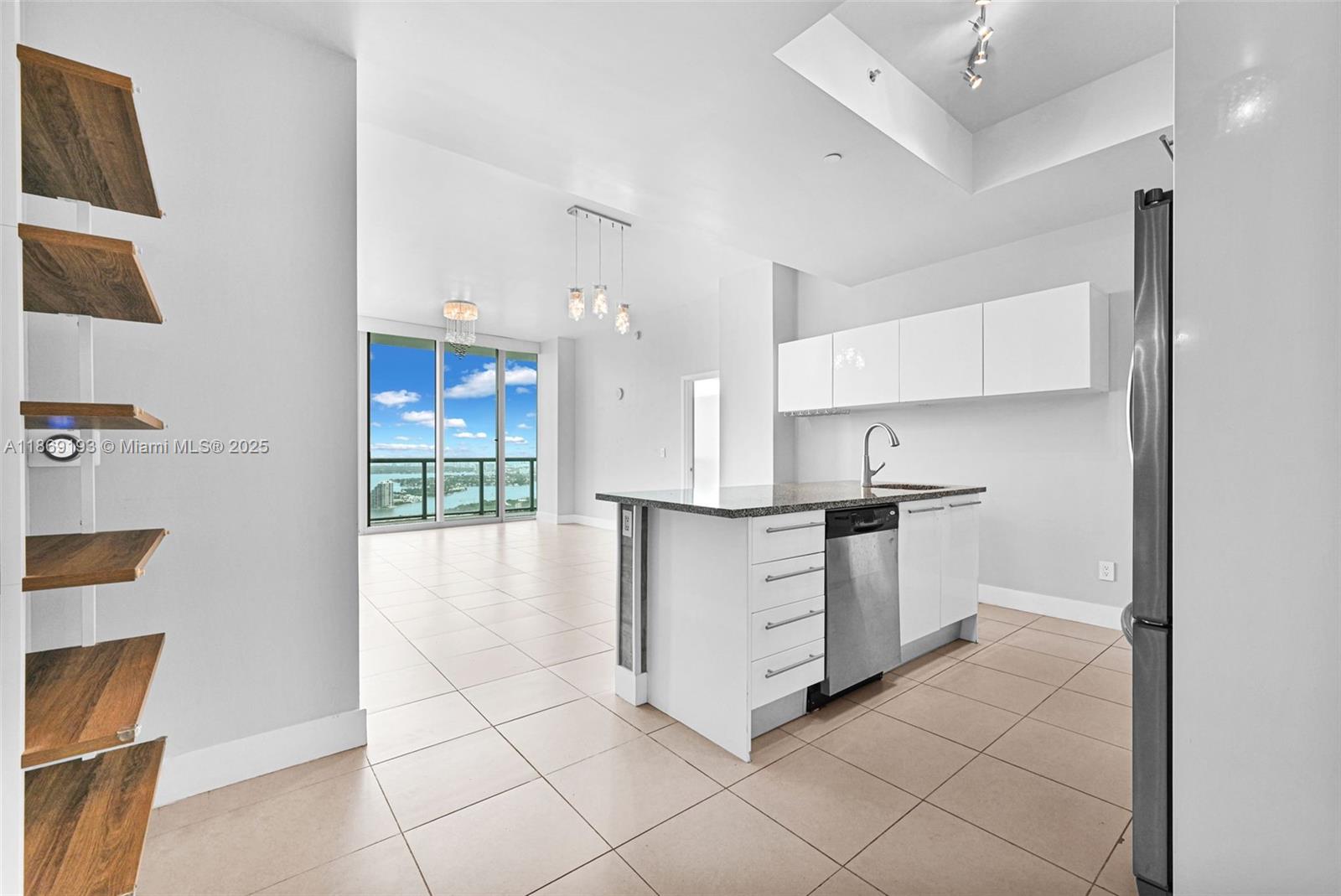 888 Biscayne Blvd #5010, Miami FL 33132