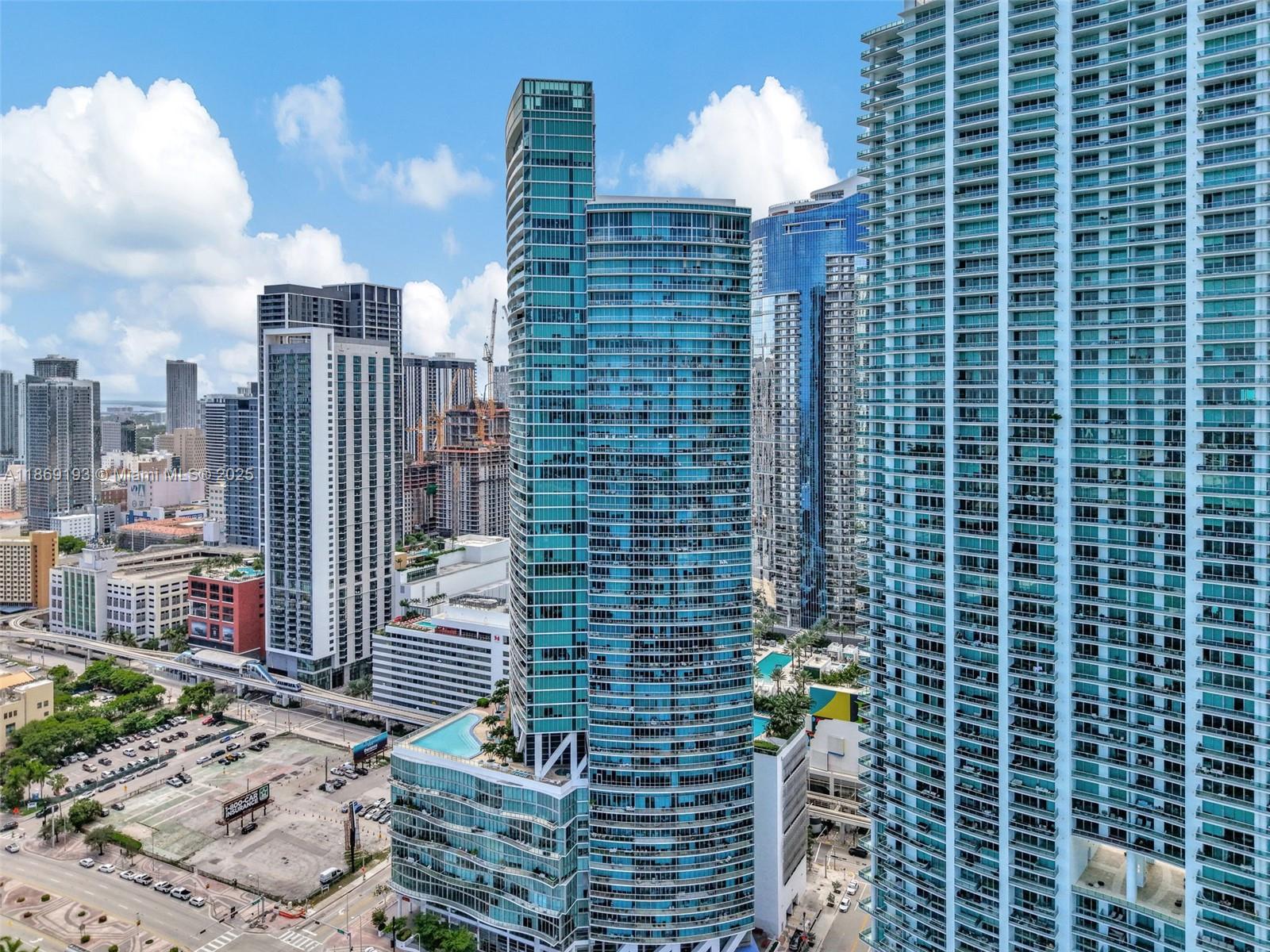 888 Biscayne Blvd #5010, Miami FL 33132