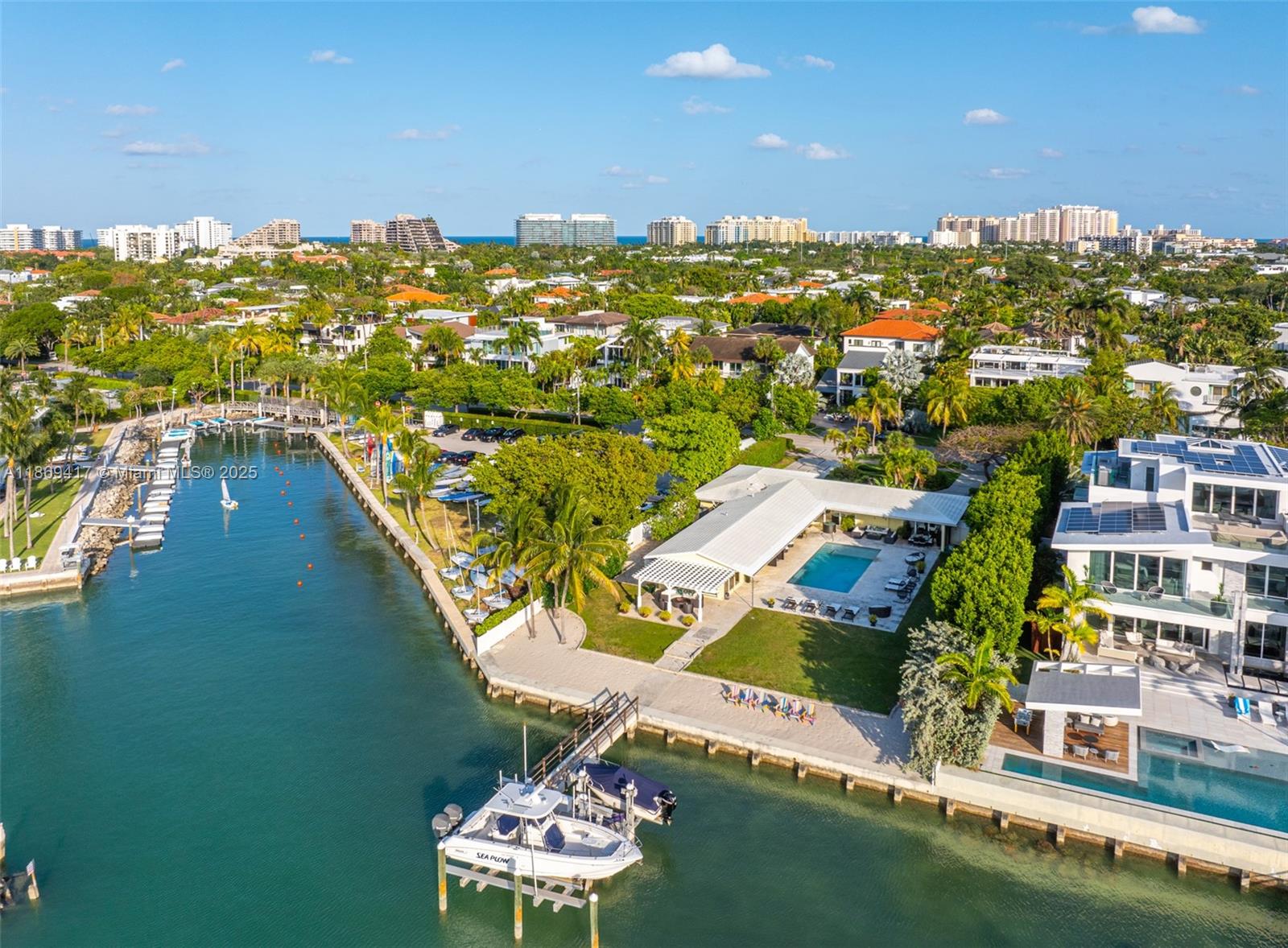 200 Harbor Dr, Key Biscayne FL 33149