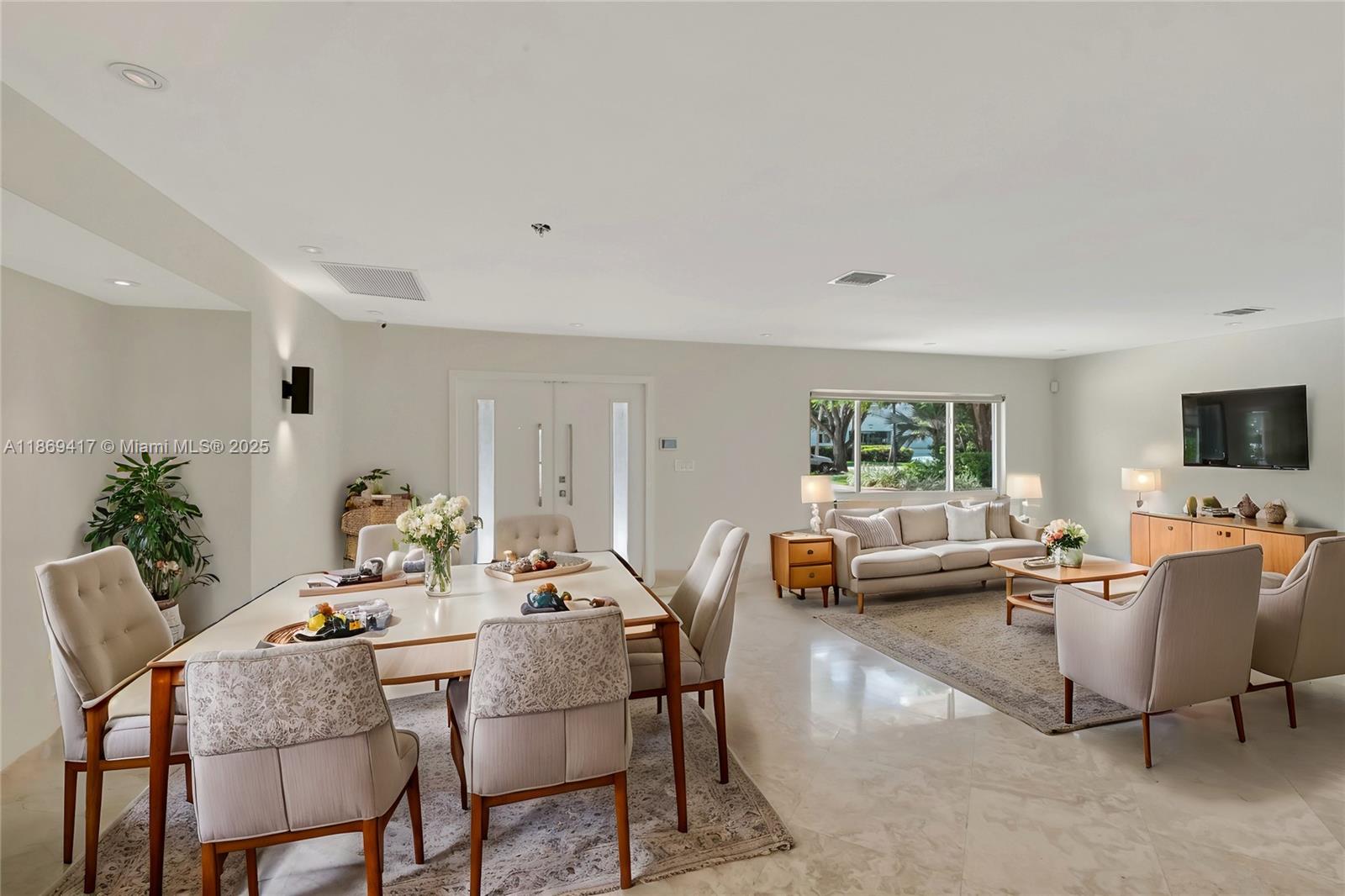 200 Harbor Dr, Key Biscayne FL 33149