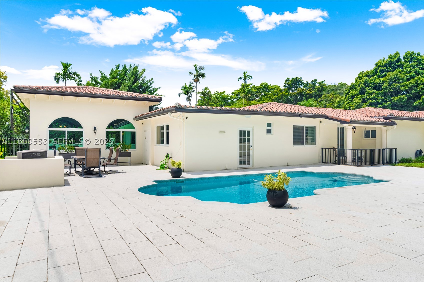 4001 Santa Maria St, Coral Gables FL 33146