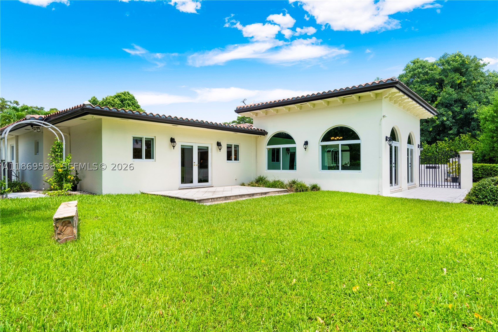 4001 Santa Maria St, Coral Gables FL 33146