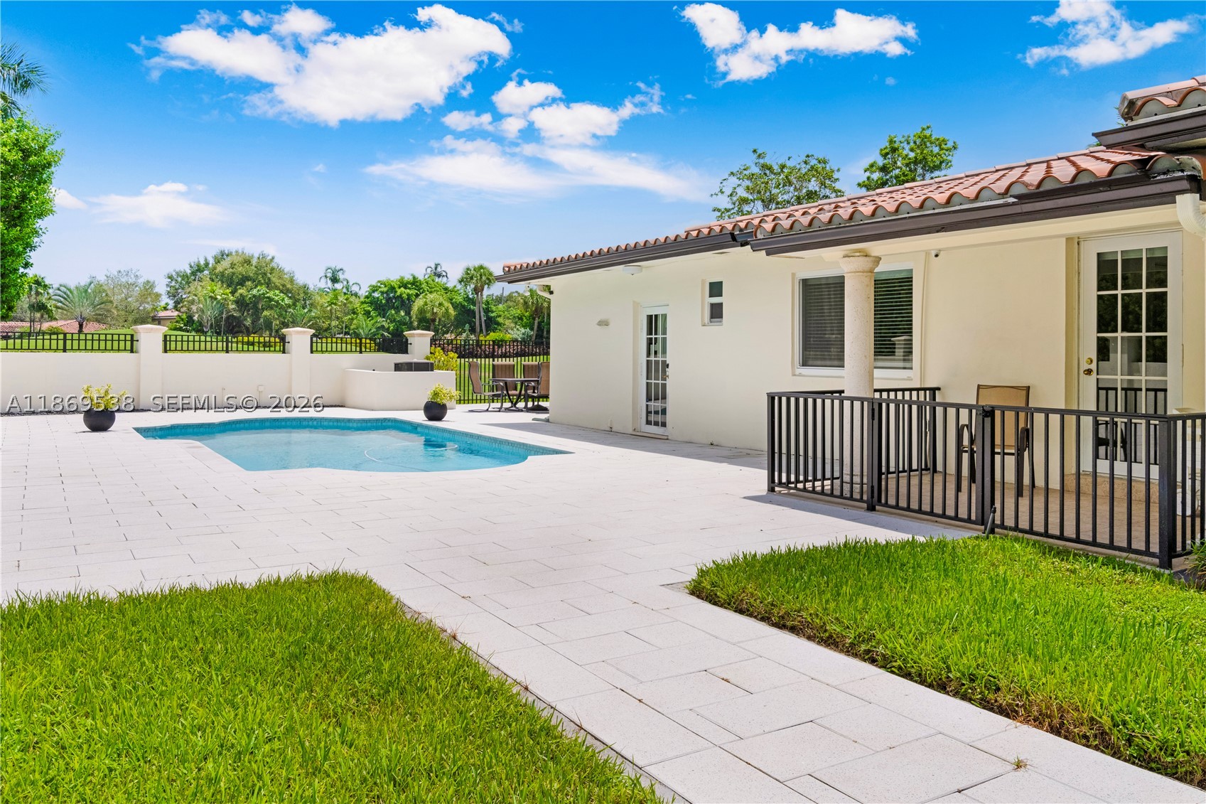 4001 Santa Maria St, Coral Gables FL 33146