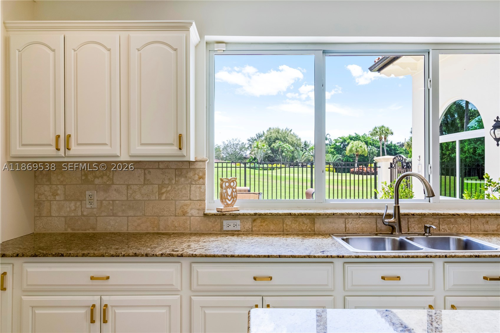 4001 Santa Maria St, Coral Gables FL 33146