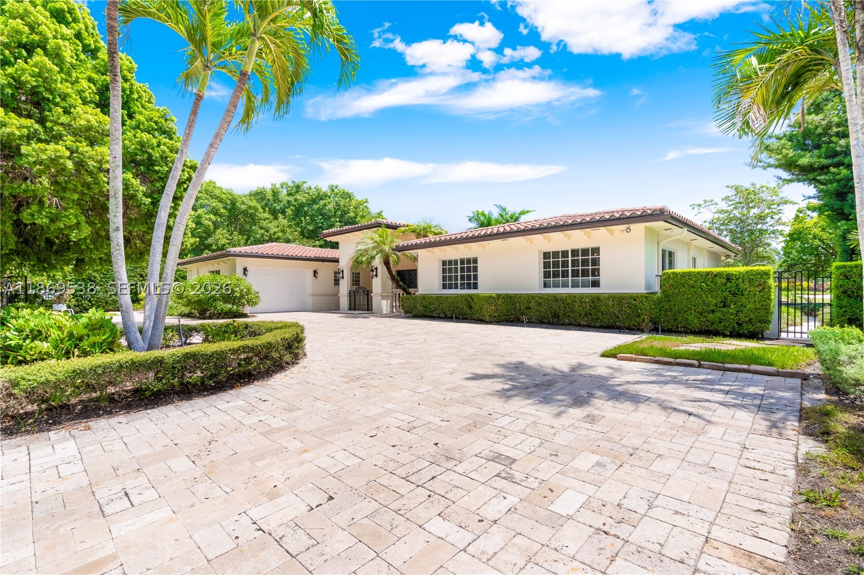 4001 Santa Maria St, Coral Gables FL 33146
