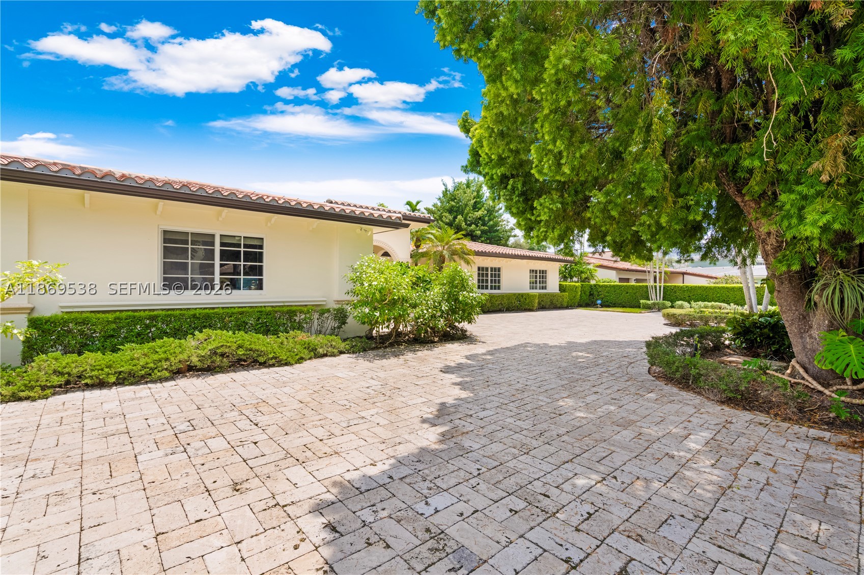 4001 Santa Maria St, Coral Gables FL 33146