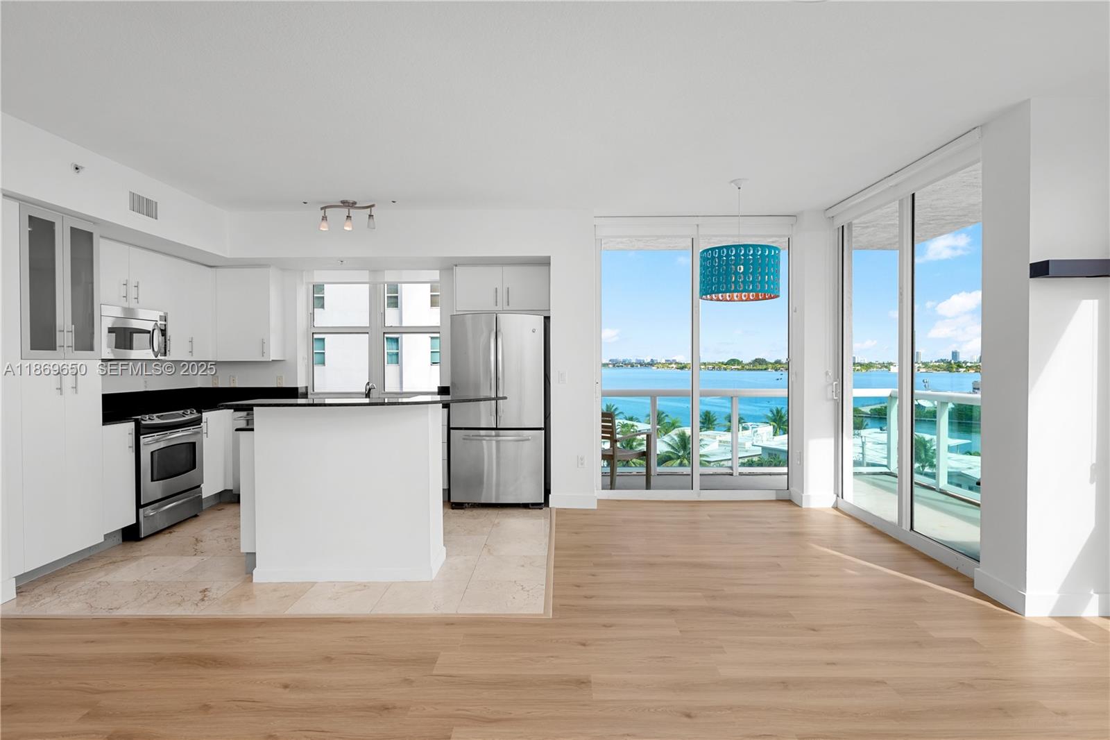 7900 Harbor Island Dr #712, North Bay Village FL 33141