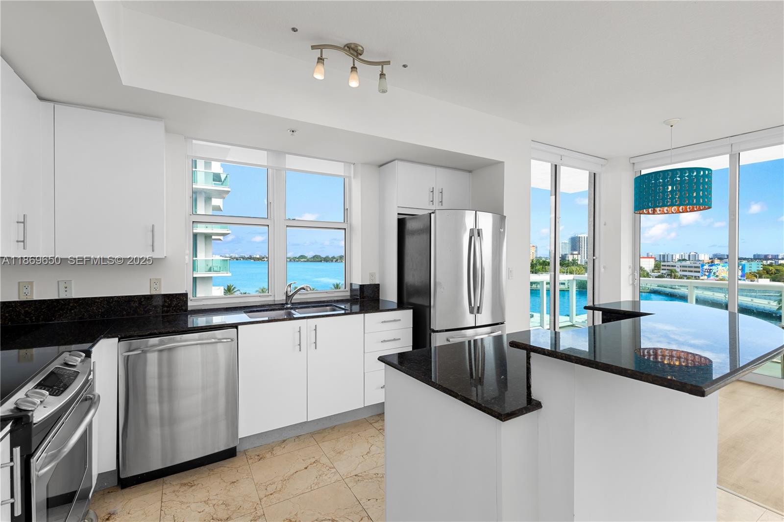 7900 Harbor Island Dr #712, North Bay Village FL 33141