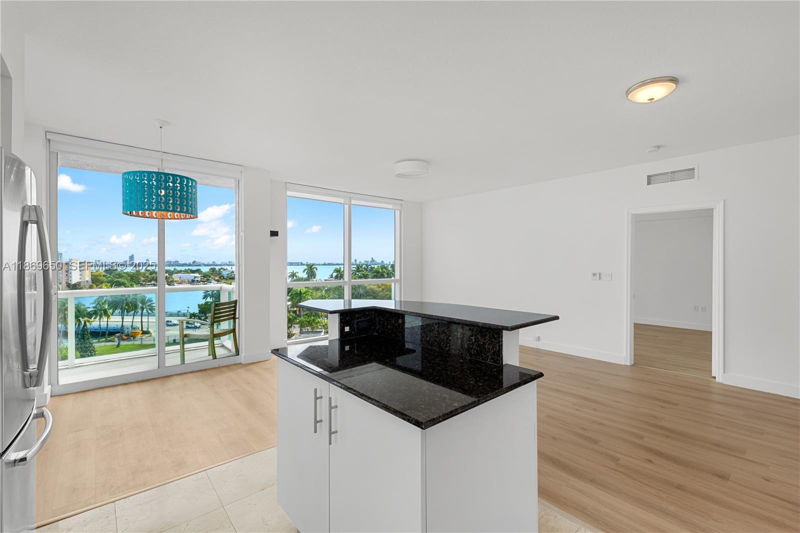 7900 Harbor Island Dr #712, North Bay Village FL 33141