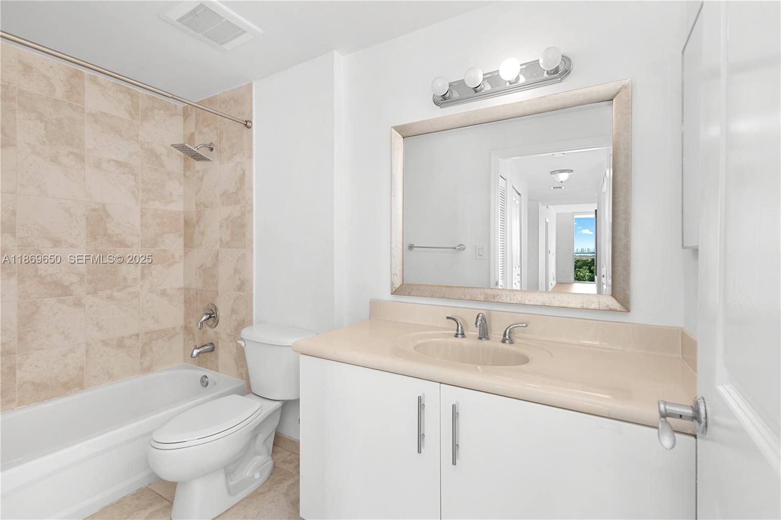 7900 Harbor Island Dr #712, North Bay Village FL 33141