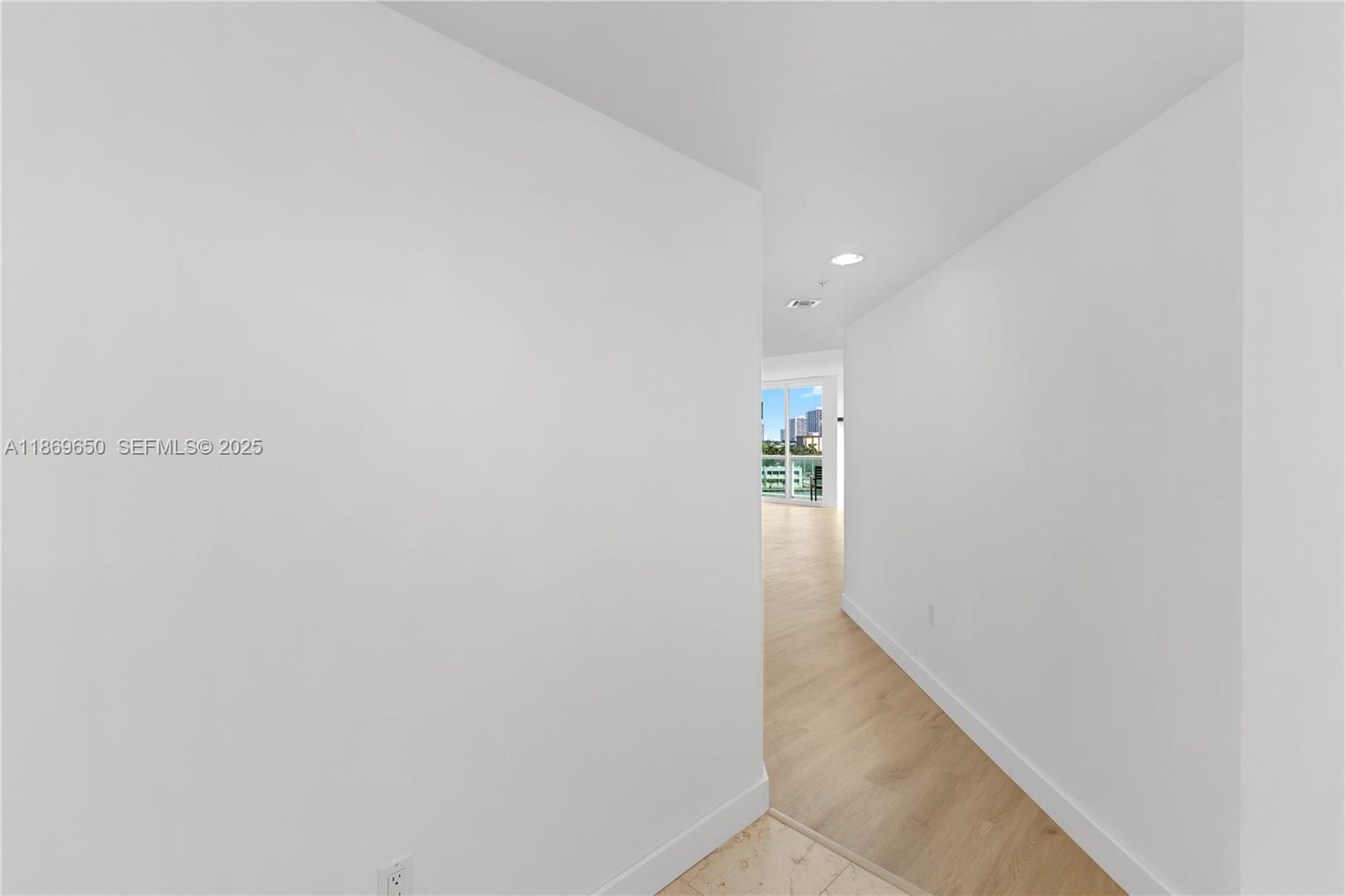 7900 Harbor Island Dr #712, North Bay Village FL 33141