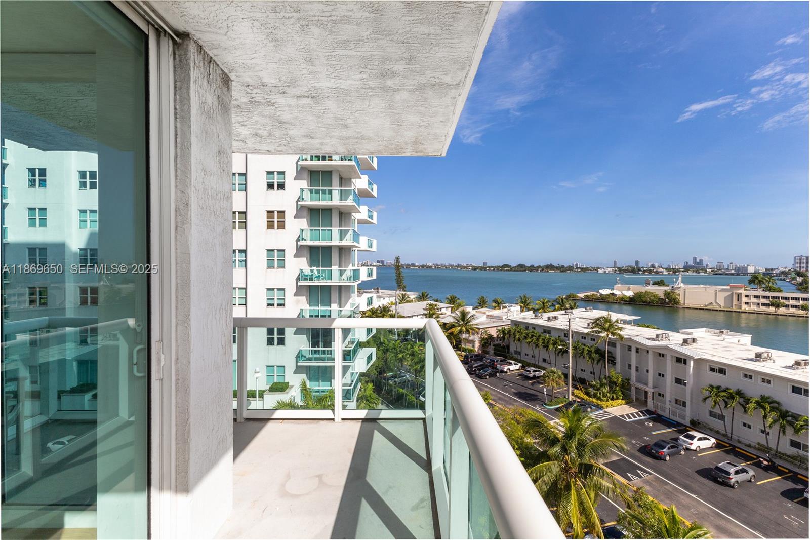 7900 Harbor Island Dr #712, North Bay Village FL 33141