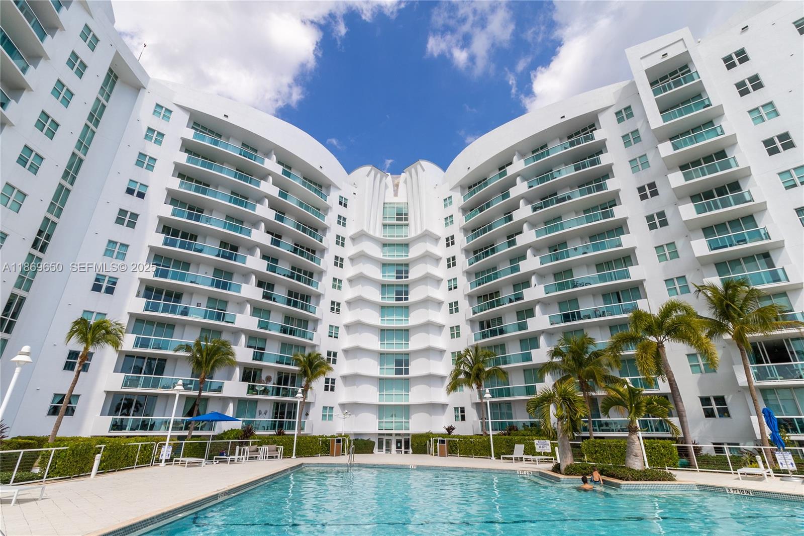 7900 Harbor Island Dr #712, North Bay Village FL 33141