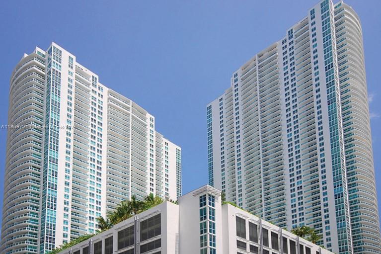 951 Brickell Ave #3707, Miami FL 33131