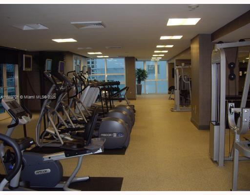 951 Brickell Ave #3707, Miami FL 33131
