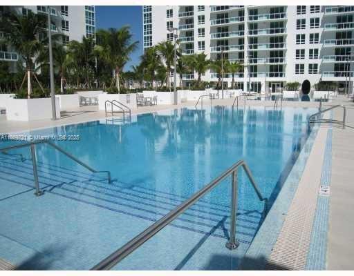 951 Brickell Ave #3707, Miami FL 33131