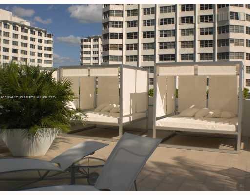 951 Brickell Ave #3707, Miami FL 33131