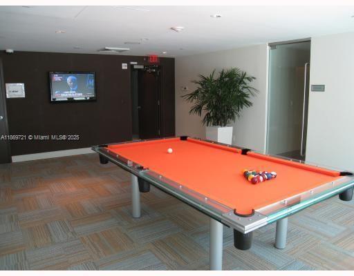 951 Brickell Ave #3707, Miami FL 33131