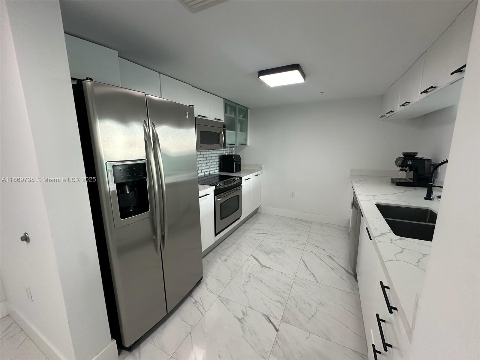 1800 N Bayshore Dr #3702, Miami FL 33132