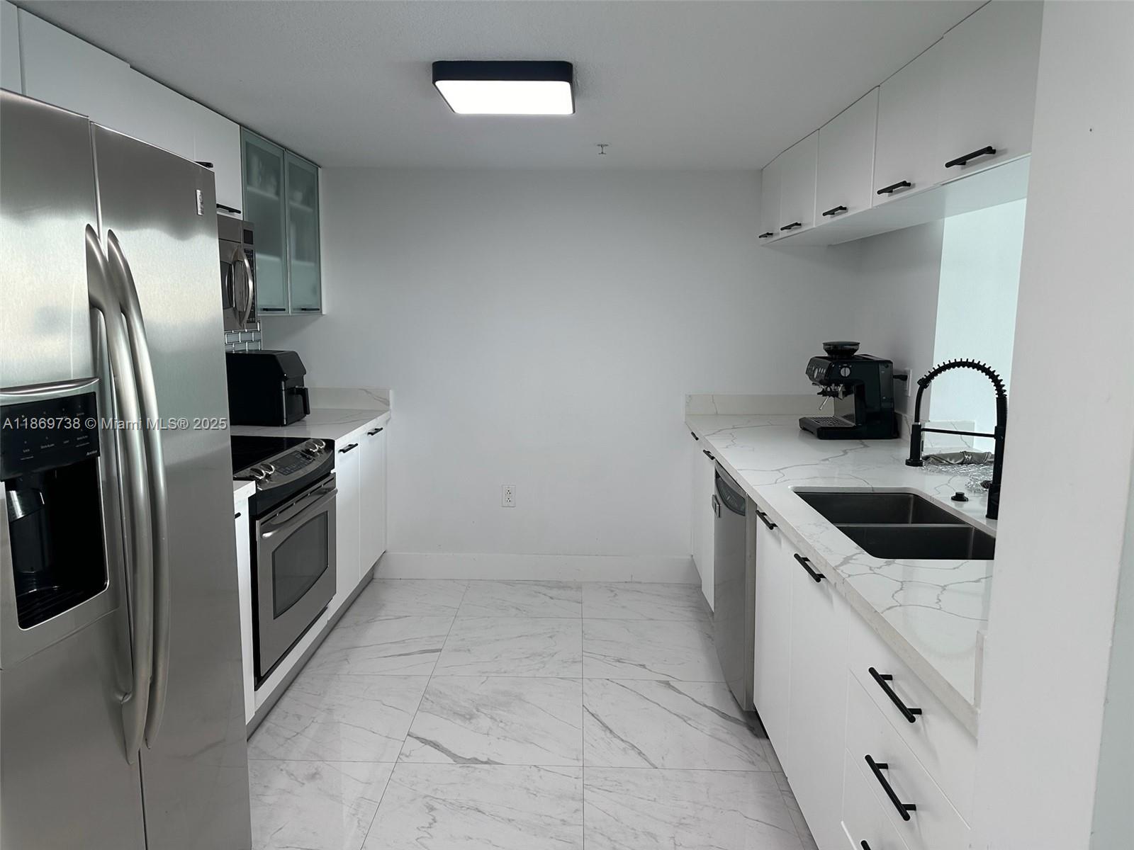 1800 N Bayshore Dr #3702, Miami FL 33132