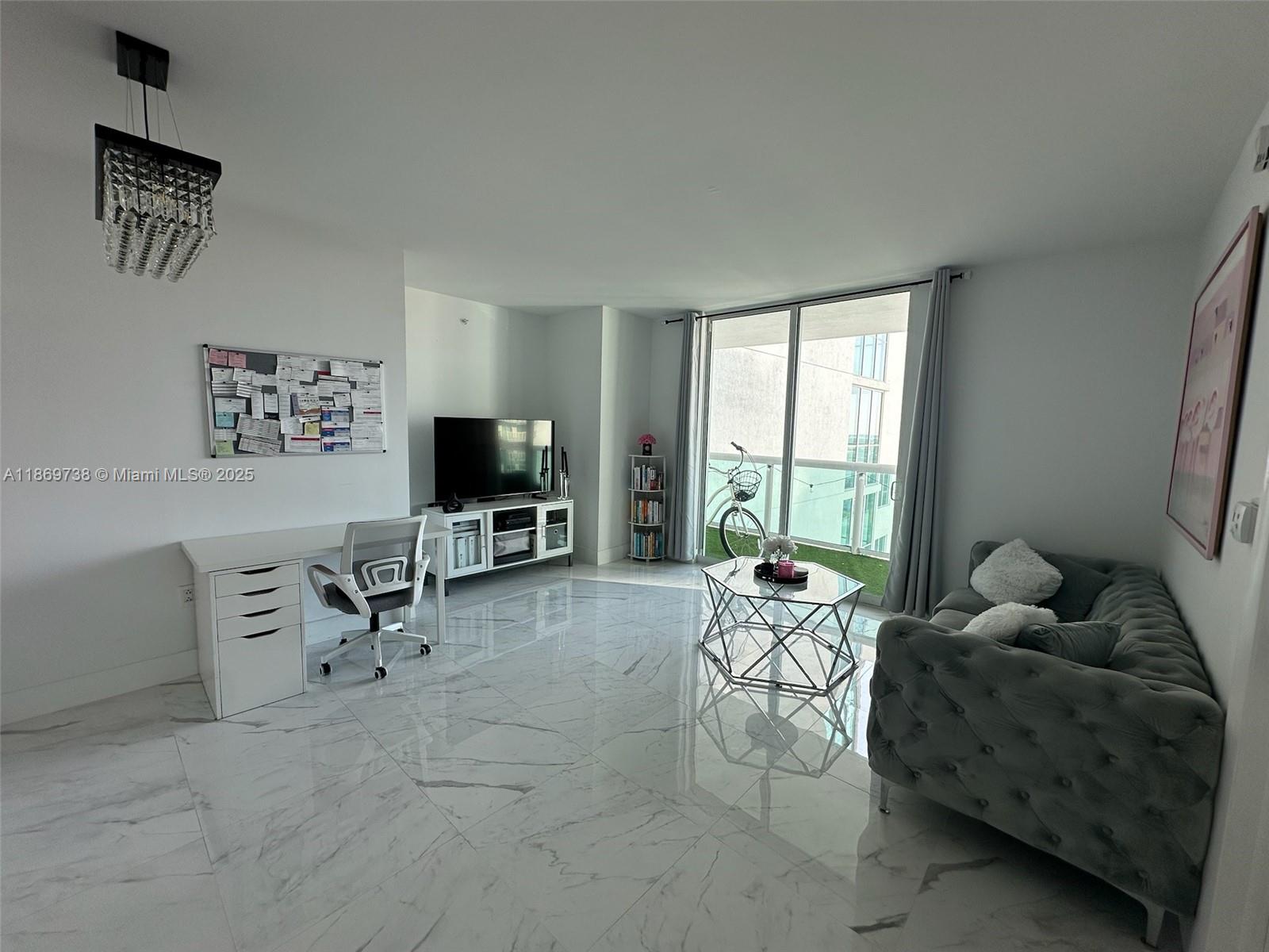 1800 N Bayshore Dr #3702, Miami FL 33132