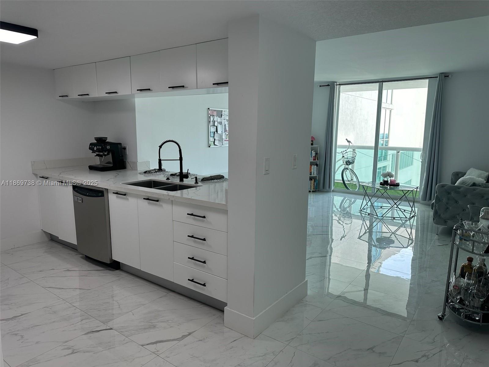 1800 N Bayshore Dr #3702, Miami FL 33132