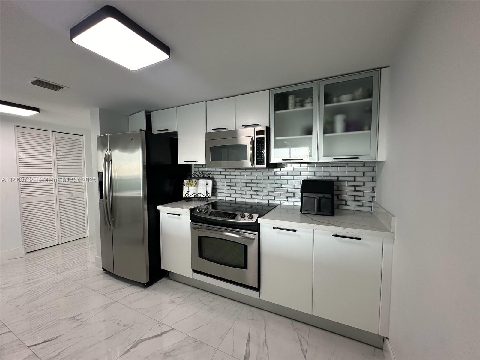 1800 N Bayshore Dr #3702, Miami FL 33132