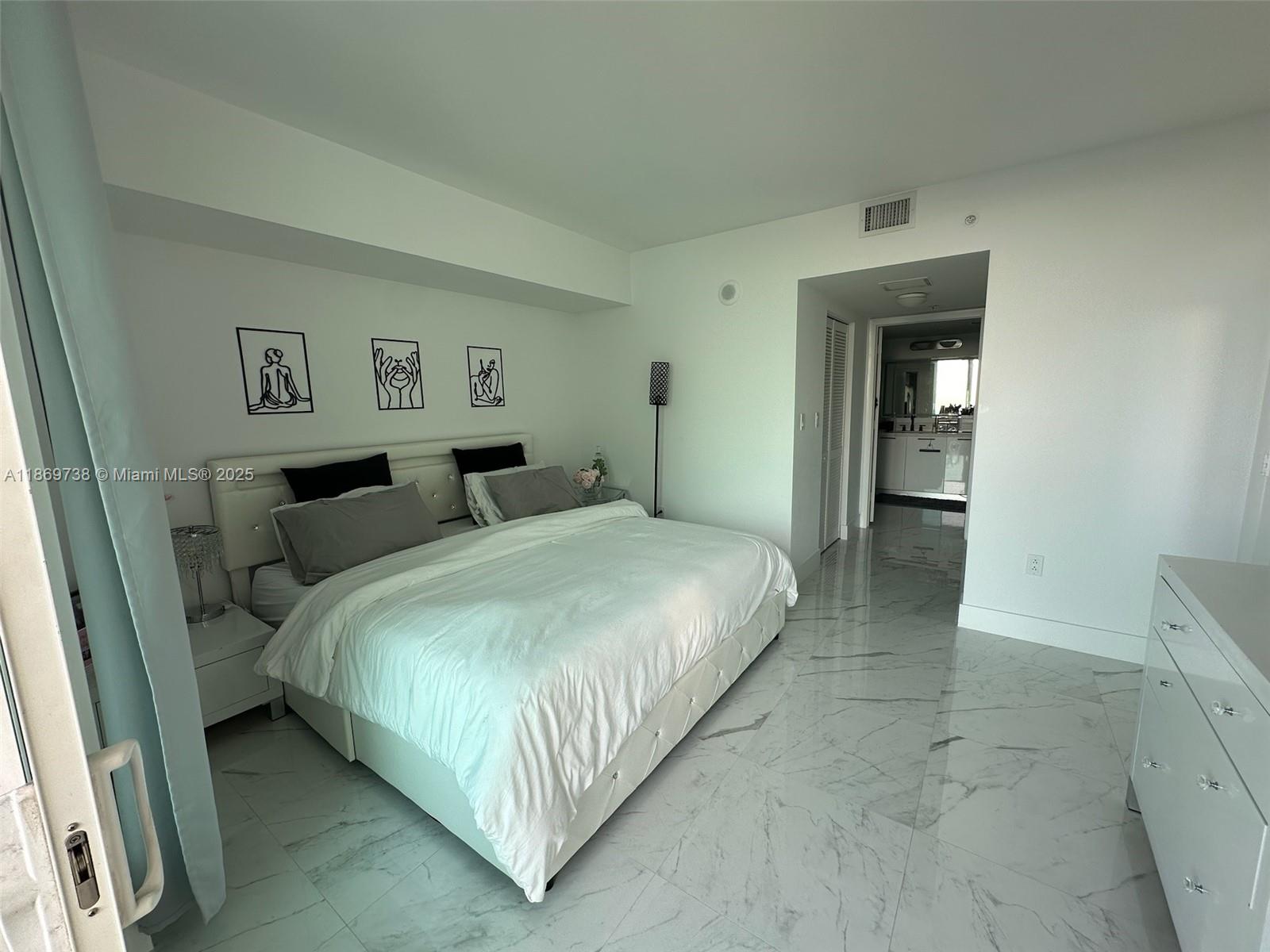 1800 N Bayshore Dr #3702, Miami FL 33132