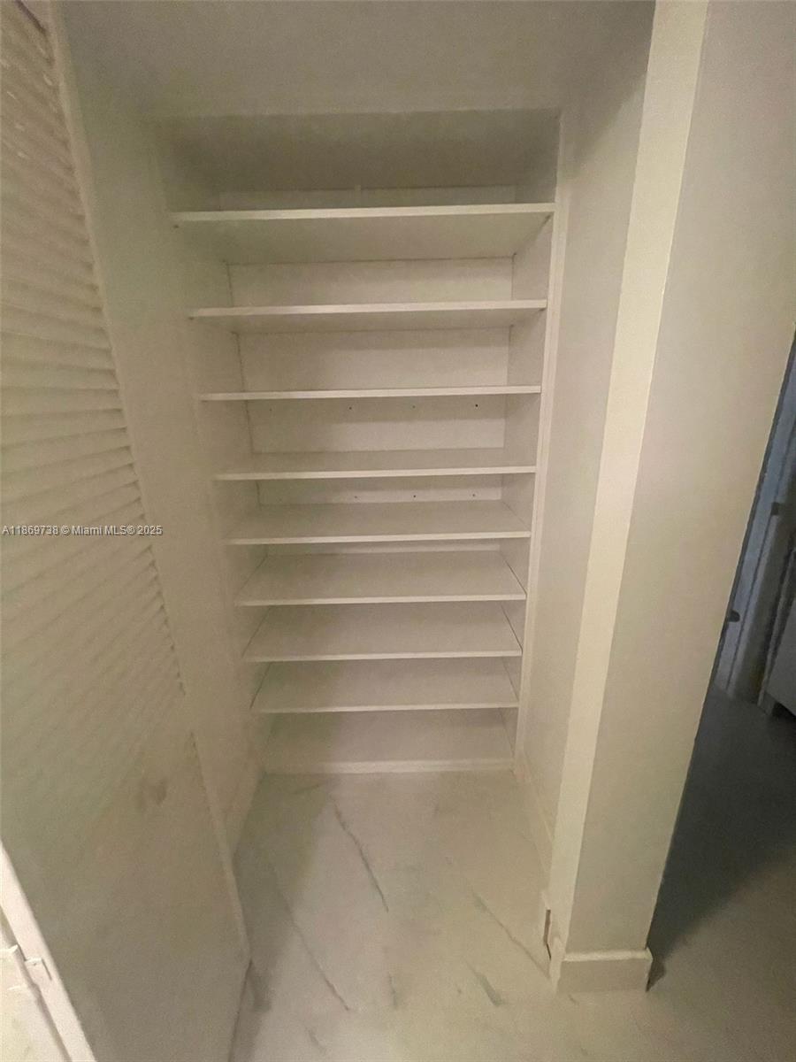 1800 N Bayshore Dr #3702, Miami FL 33132