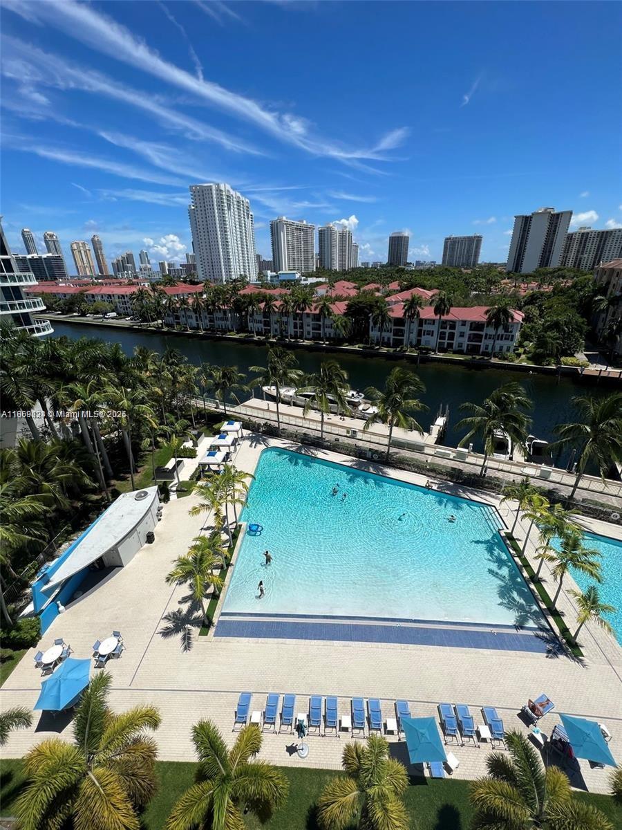 2950 NE 188th St #543, Aventura FL 33180