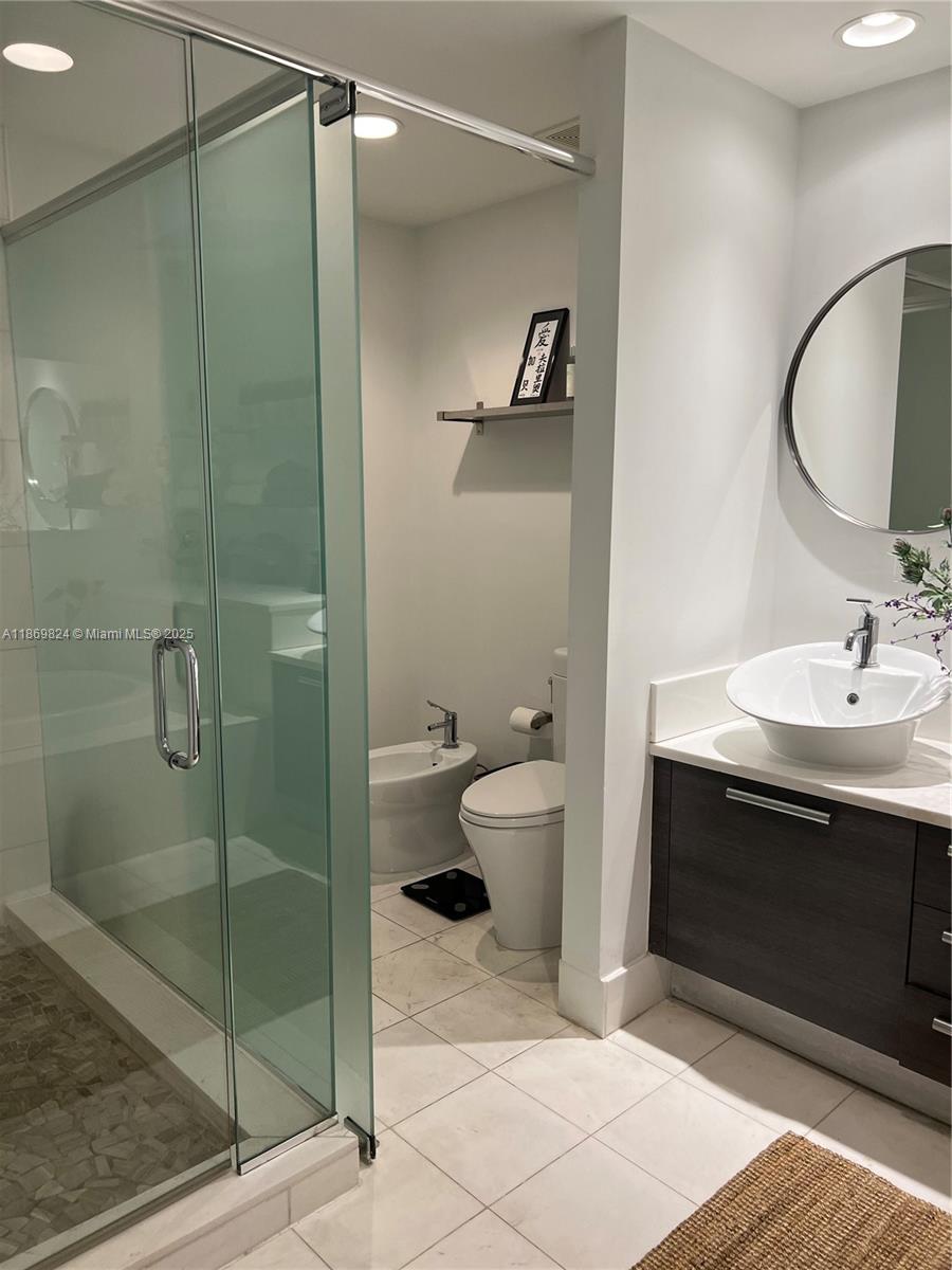 2950 NE 188th St #543, Aventura FL 33180