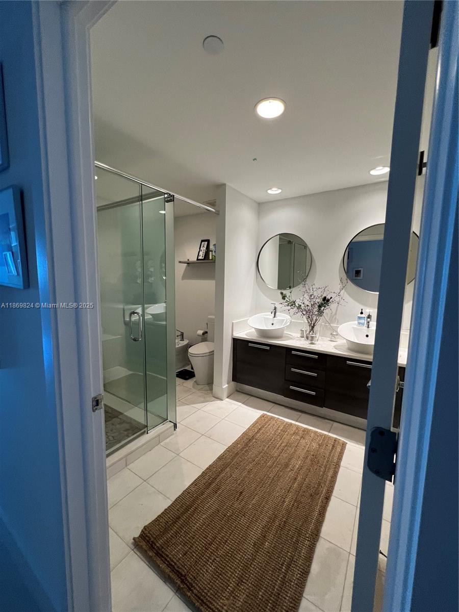 2950 NE 188th St #543, Aventura FL 33180