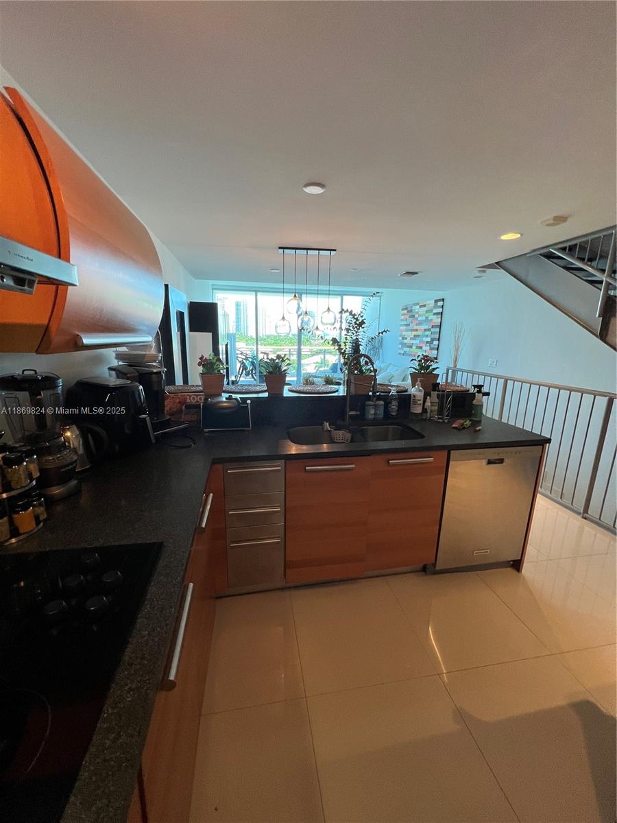 2950 NE 188th St #543, Aventura FL 33180