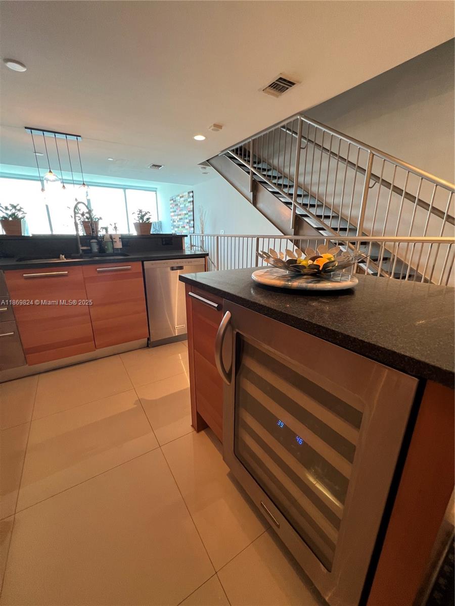 2950 NE 188th St #543, Aventura FL 33180