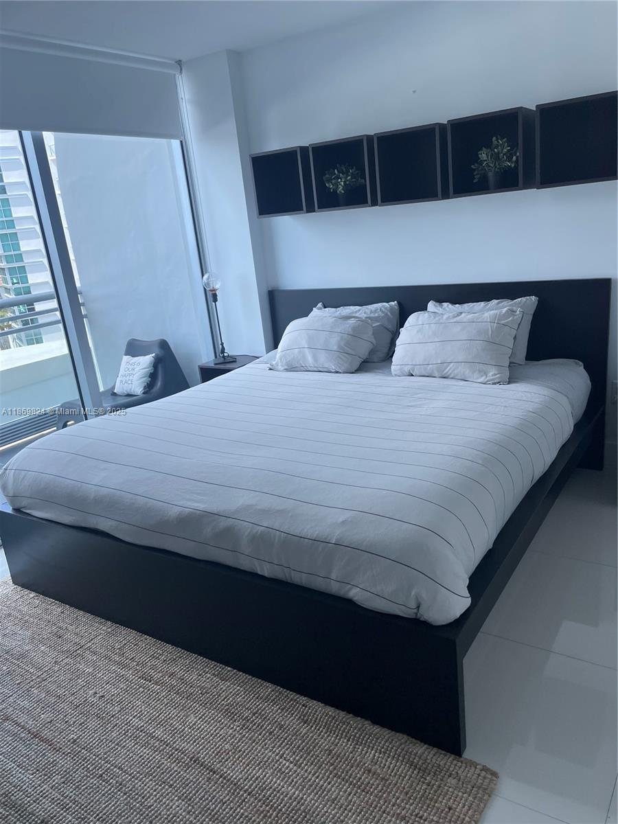 2950 NE 188th St #543, Aventura FL 33180
