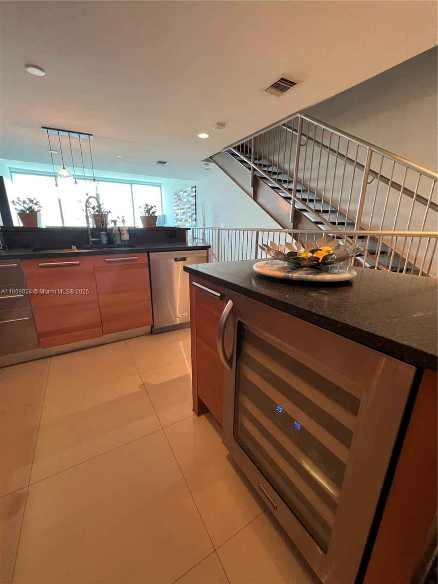 2950 NE 188th St #543, Aventura FL 33180