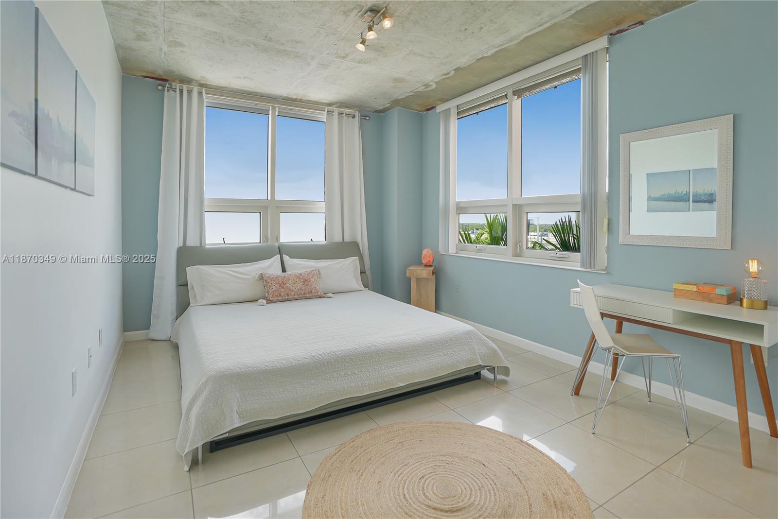 3250 NE 1st Ave #705, Miami FL 33137