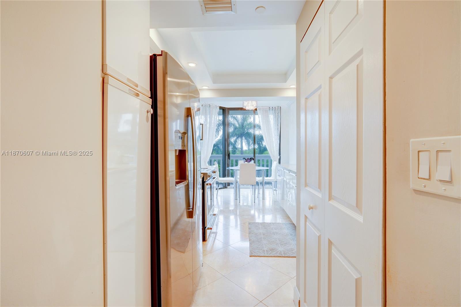 2000 Island Blvd #408, Aventura FL 33160