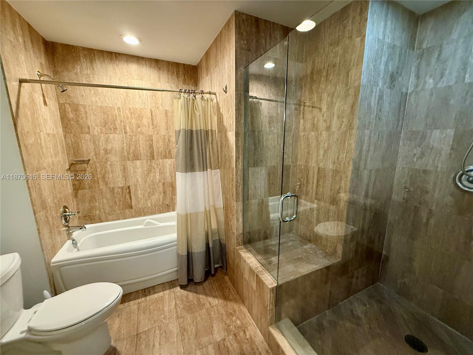 300 S Biscayne Blvd #3014, Miami FL 33131