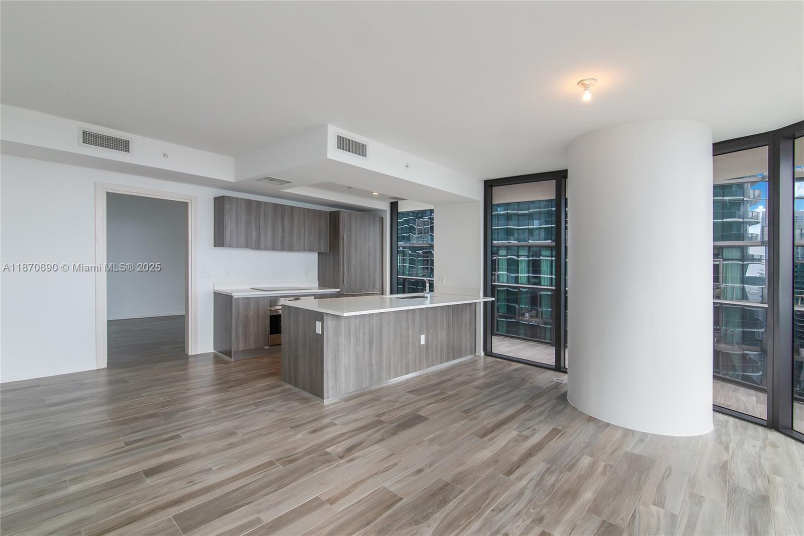 801 S Miami Ave #4005, Miami FL 33130