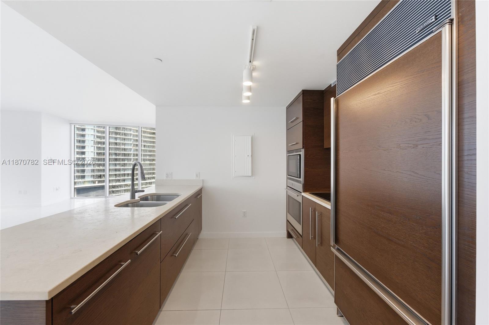 465 Brickell Ave #2002, Miami FL 33131