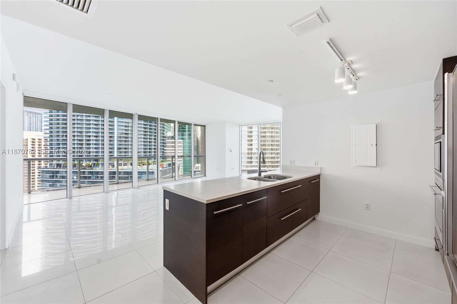 465 Brickell Ave #2002, Miami FL 33131
