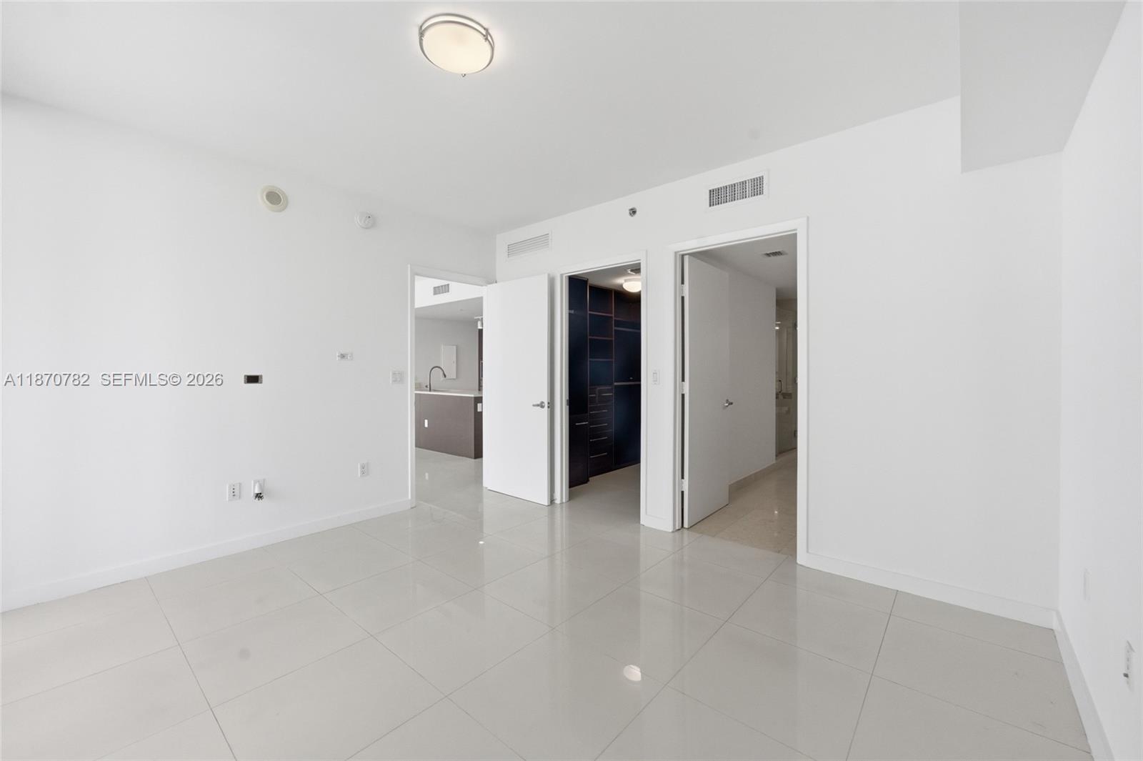 465 Brickell Ave #2002, Miami FL 33131