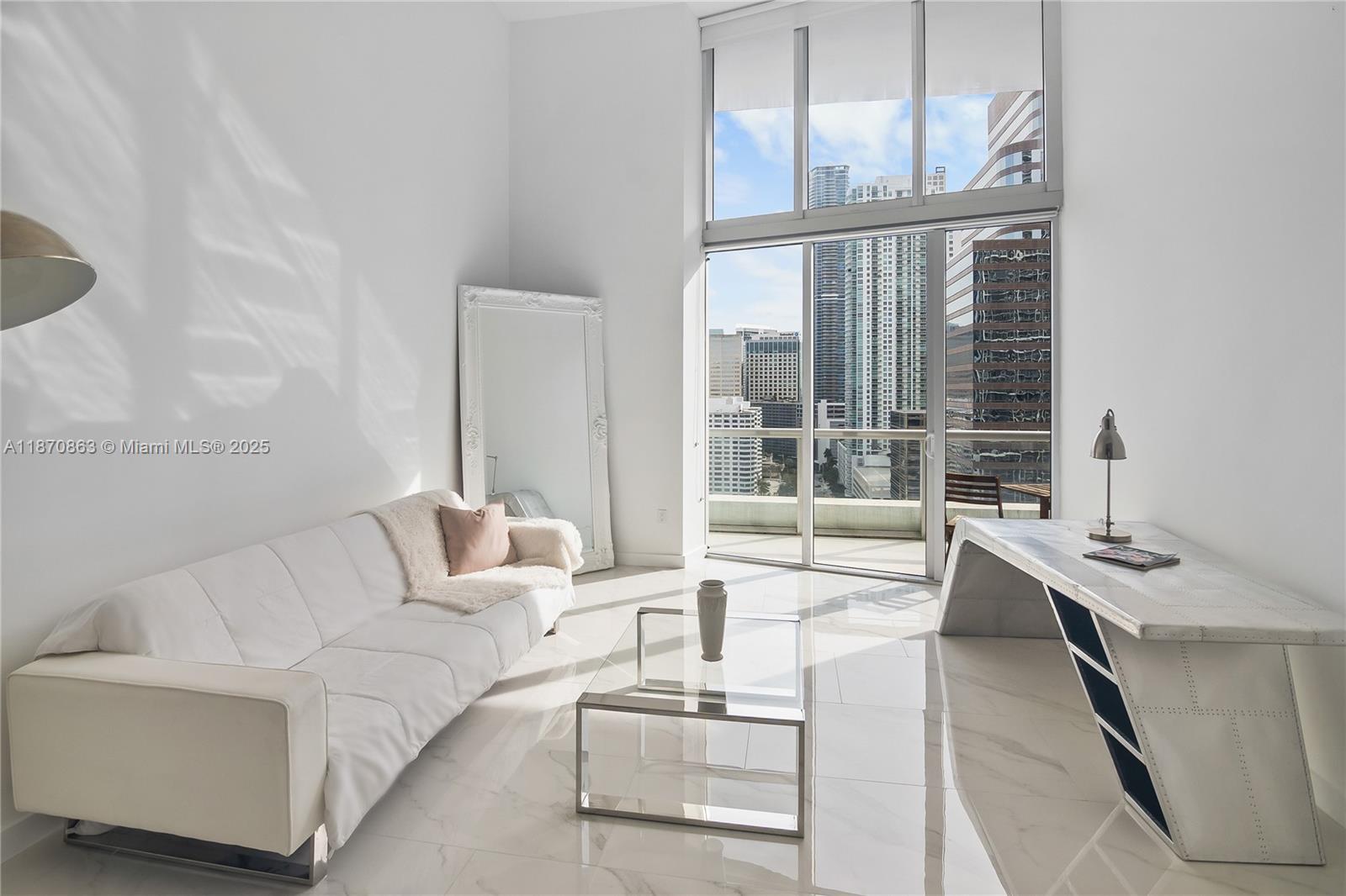 495 Brickell Ave #2207, Miami FL 33131